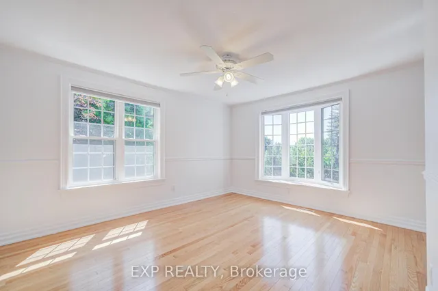 82 Derby Crt, Newmarket 4