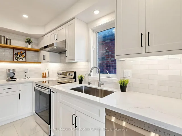 341 Morning Dove Dr, Markham 5