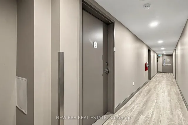 3865 Major Mackenzie Dr #216, Vaughan 5