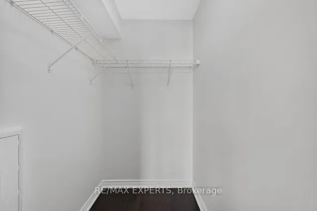 125 Kayla Cres #19, Vaughan 3
