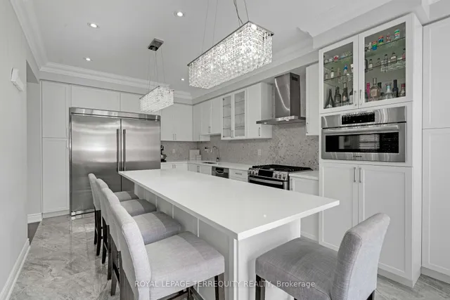 24 Hydrangea Hllw, East Gwillimbury 5