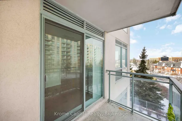 51 Baffin Crt #420, Richmond Hill 3