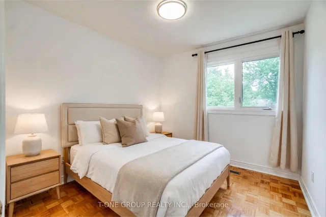 77 Parkway Ave, Markham 4