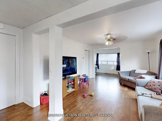 156 The Queensway St, Georgina 5
