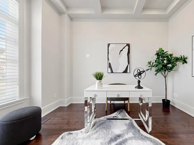 443 Paradelle Dr, Richmond Hill 3