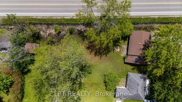 815 Paradise Dr, Georgina 2