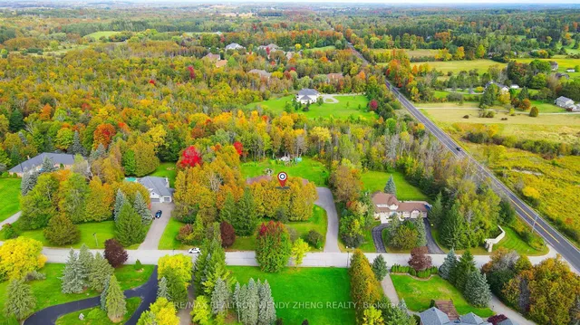 6 Callwood Crt, East Gwillimbury 2