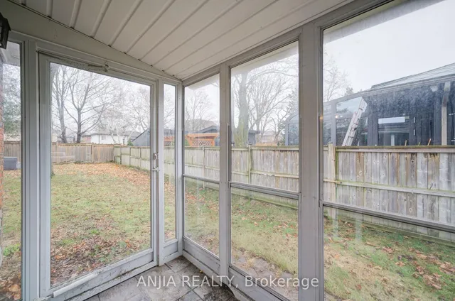 27 Jonquil Cres, Markham 3