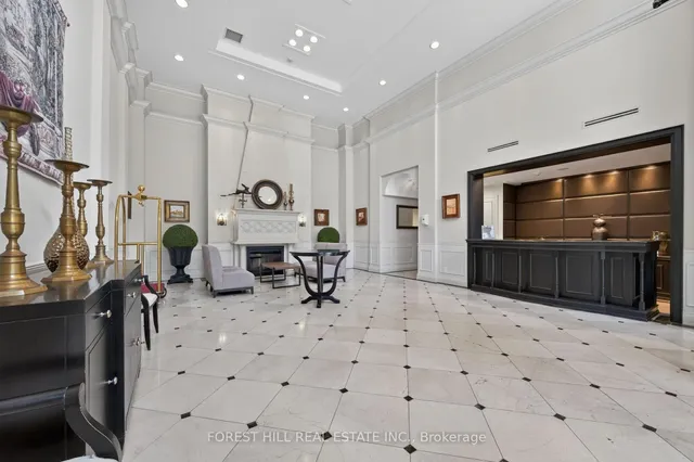 350 Red Maple Rd #407, Richmond Hill 2
