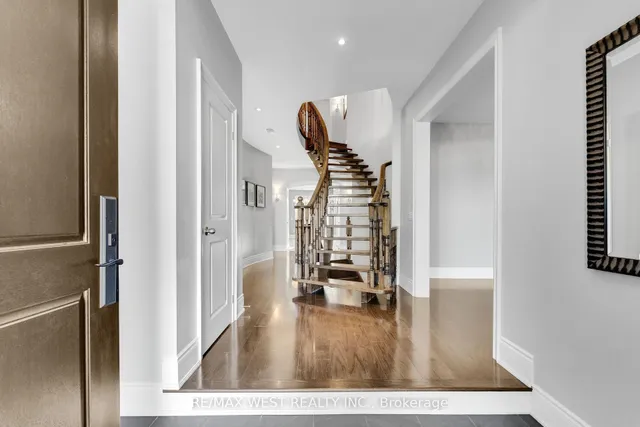 8 Chapel Gully Tr, King 2