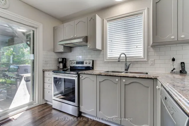 2277 Scythes St, Innisfil 5