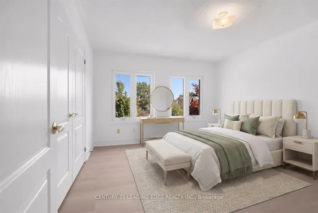 22 Fern Ave, Richmond Hill 5