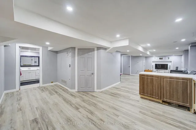145 Trailhead Ave, Newmarket 4