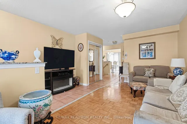 316 Coachwhip Tr, Newmarket 4