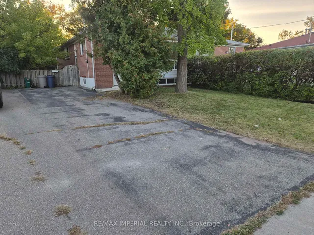 262 Mcconvey Dr, Richmond Hill 2