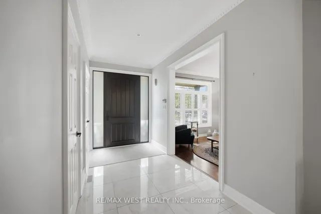 65 Burnhaven Ave, Vaughan 2