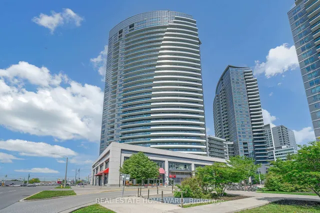 7161 Yonge St #1525, Markham 4