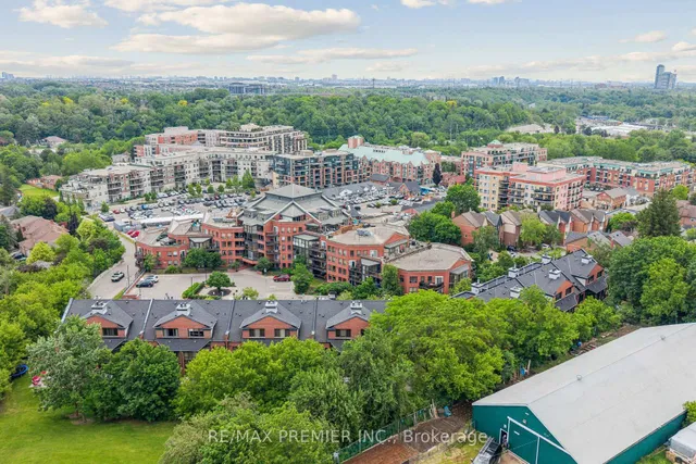 100 Arbors Lane #TH 8, Vaughan 2