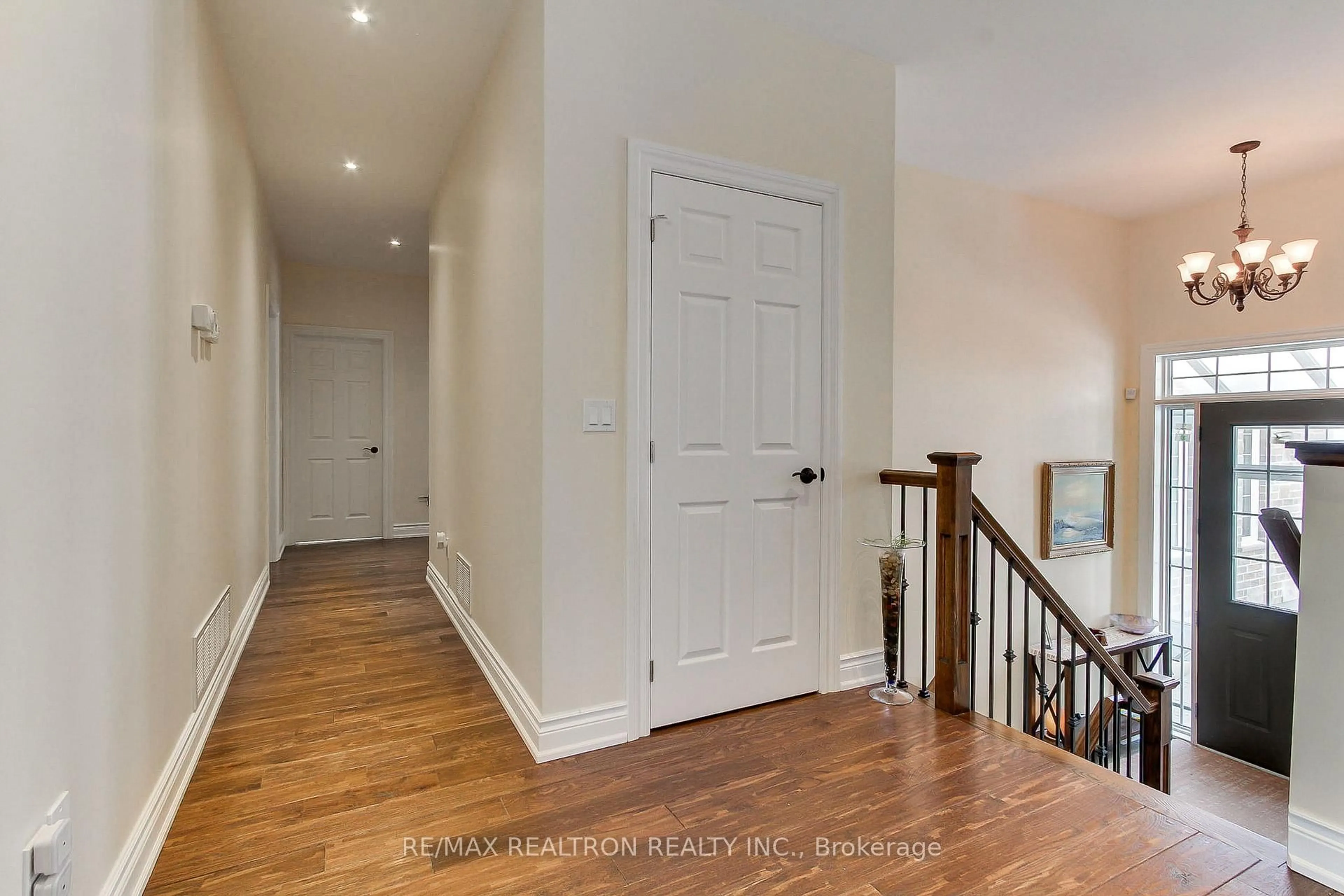 trreb/IMG-N13843466_daf49636-9a1b-4bc2-8b34-68e91386e1df-l.jpg