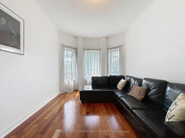 15 Bellefontaine Crt, Vaughan 5