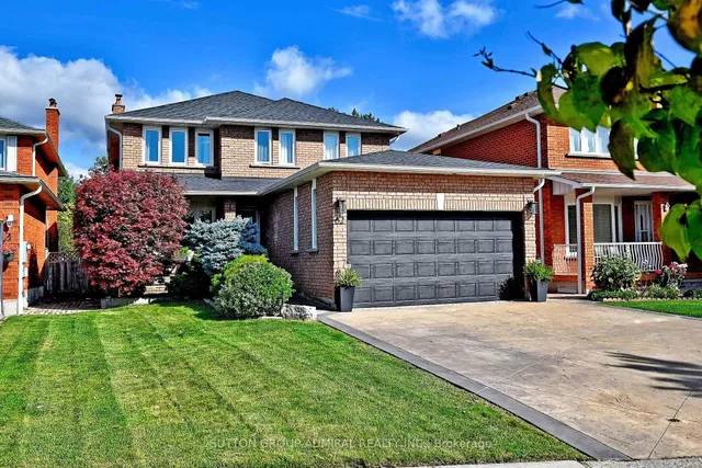 62 Castlehill Rd, Vaughan 4