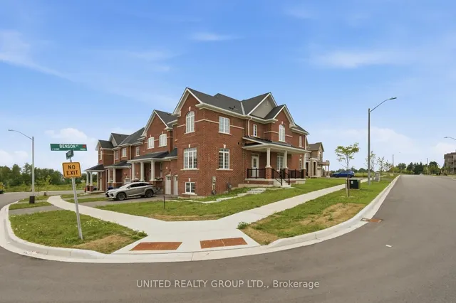 2150 Speare Crt, Innisfil 2