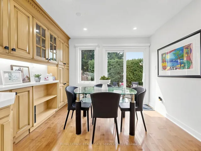 21 GLENMANOR Way, Vaughan 3
