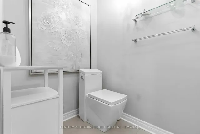 47 Cordoba Dr, Vaughan 2