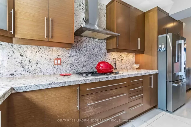 47 Cordoba Dr, Vaughan 3
