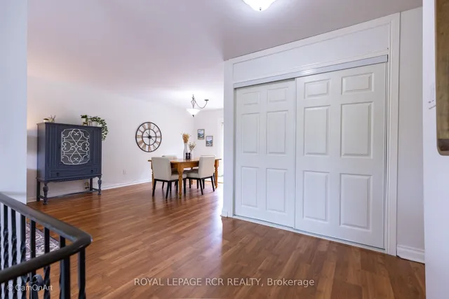 364 Dixon Blvd, Newmarket 2