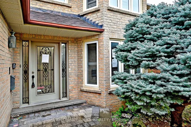 8 Elmsley Dr, Richmond Hill 5
