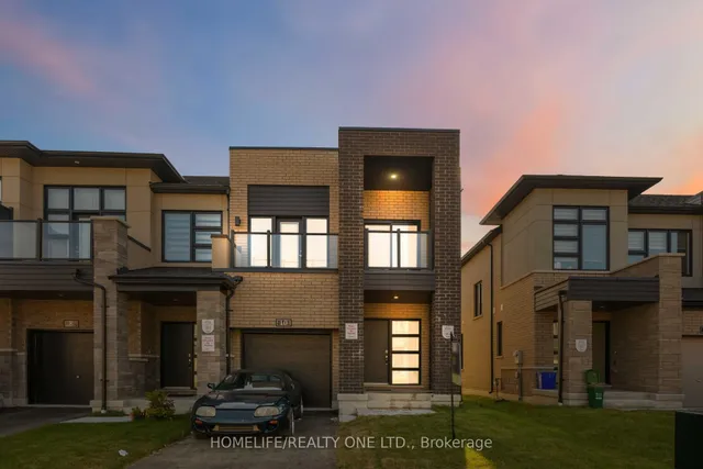 10 Harvey Bunker Cres, Markham 2