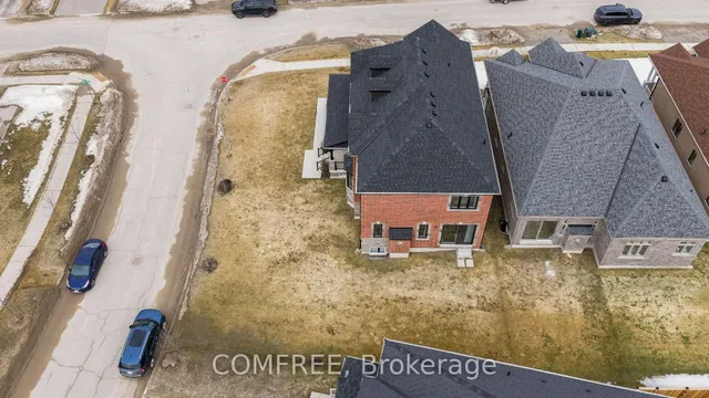 51 Wood Cres, Essa 4