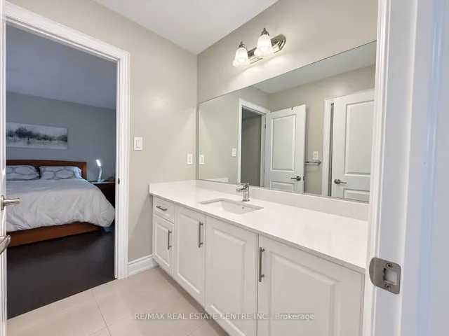 159 Citrine Dr, Bradford West Gwillimbury 3