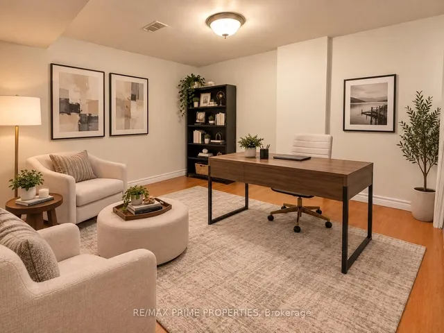 101 Settlement Park Ave, Markham 5