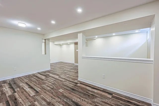2383 Bur Oak Ave, Markham 5