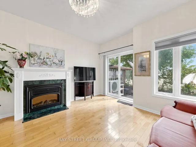 4 St Moritz Way #2, Markham 3