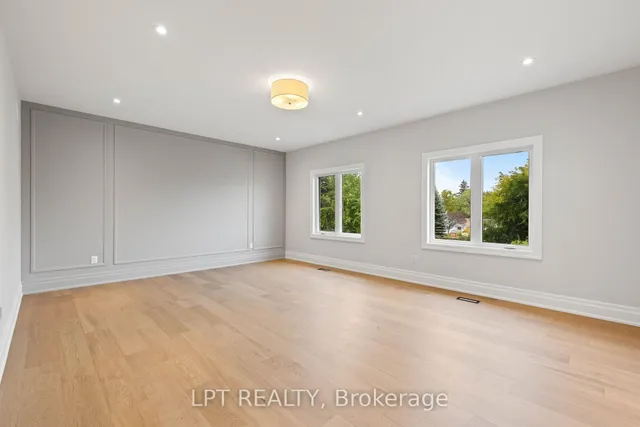 1 Richmond Park Dr, Georgina