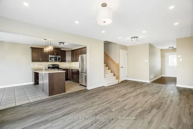 31 Mcmulkin St, New Tecumseth 2