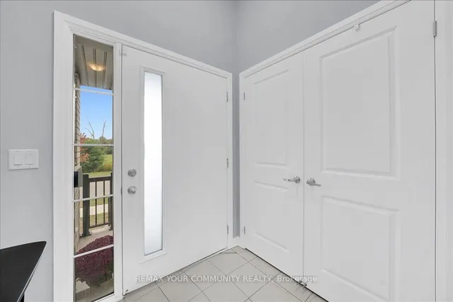 211 Landolfi Way, Bradford West Gwillimbury 2