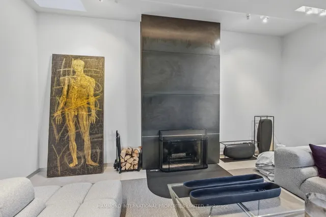92 Westwood Lane, Richmond Hill 3