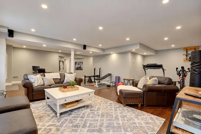 18 Pheasant Dr, Richmond Hill 5