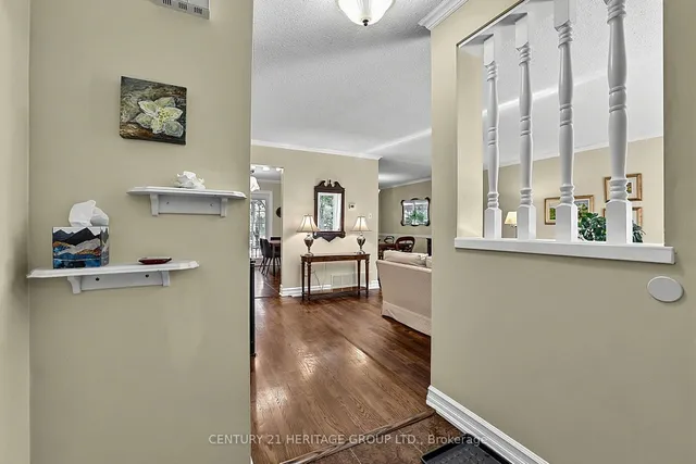 214 Lancaster Ave, Newmarket 5