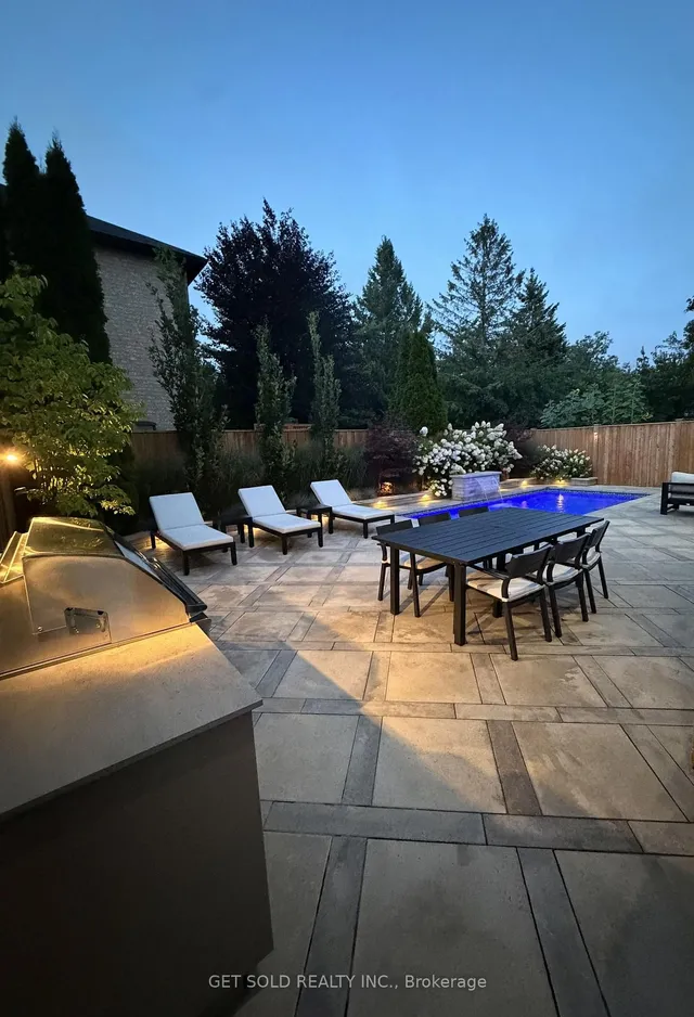 10 Coldwater Crt, Vaughan 2