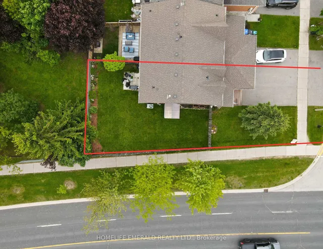 1 Potter Cres, New Tecumseth 2