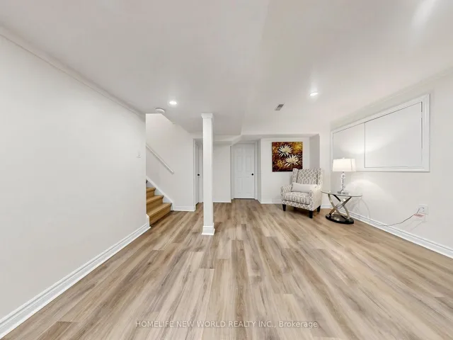 7 Monaco Cres, Richmond Hill 3