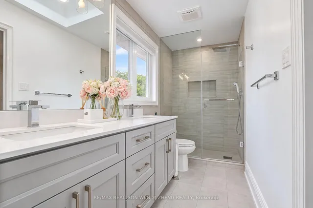 22 West Side Dr, Markham 2