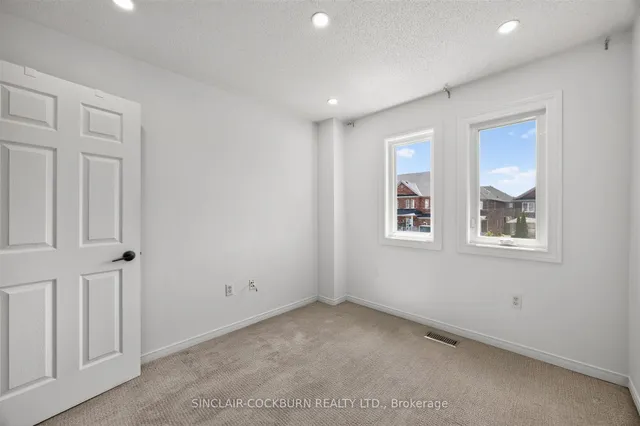 14 Barr Cres, Aurora 5