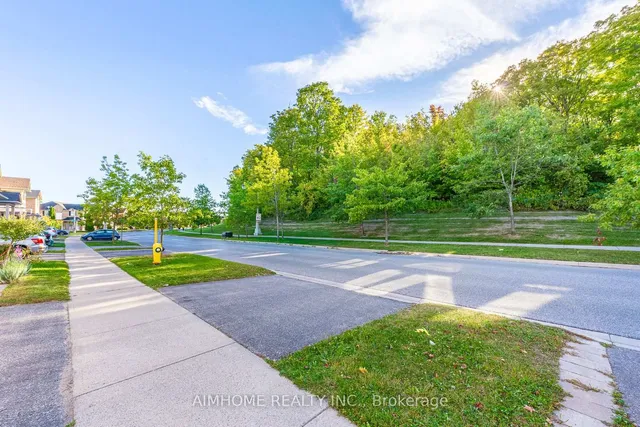 168 Ken Laushway Ave, Whitchurch-Stouffville 4