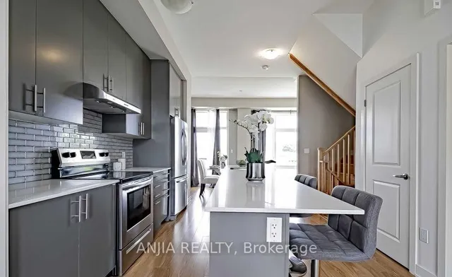135 Carpaccio Ave, Vaughan 4